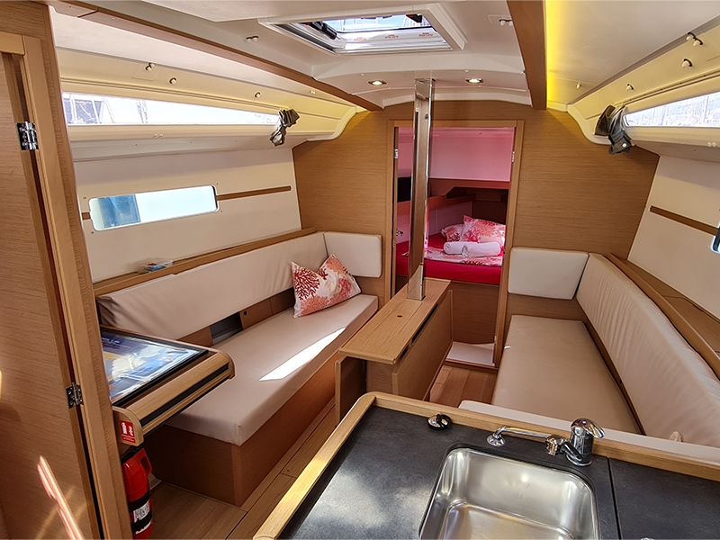 Sun Odyssey 349 Dorina Charteryacht in Kroatien von Trend Travel Yachting Salon